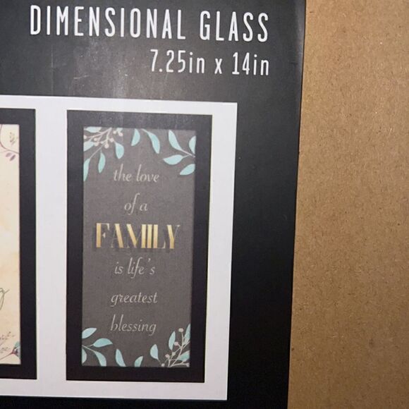 NWT wall decor    - Picture 4 of 4